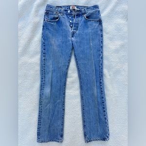 Men’s Size 31W/32L Levi 501 Straight Leg Button-Fly Jeans